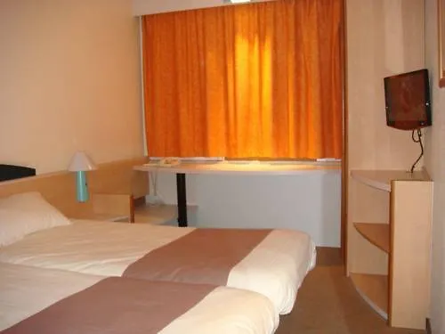 Hotel Iris Le Cannet Cannes France